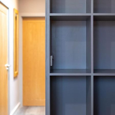 Lovely 2-Bed Apartment - Hosted By Guestready Londra Dış mekan fotoğraf