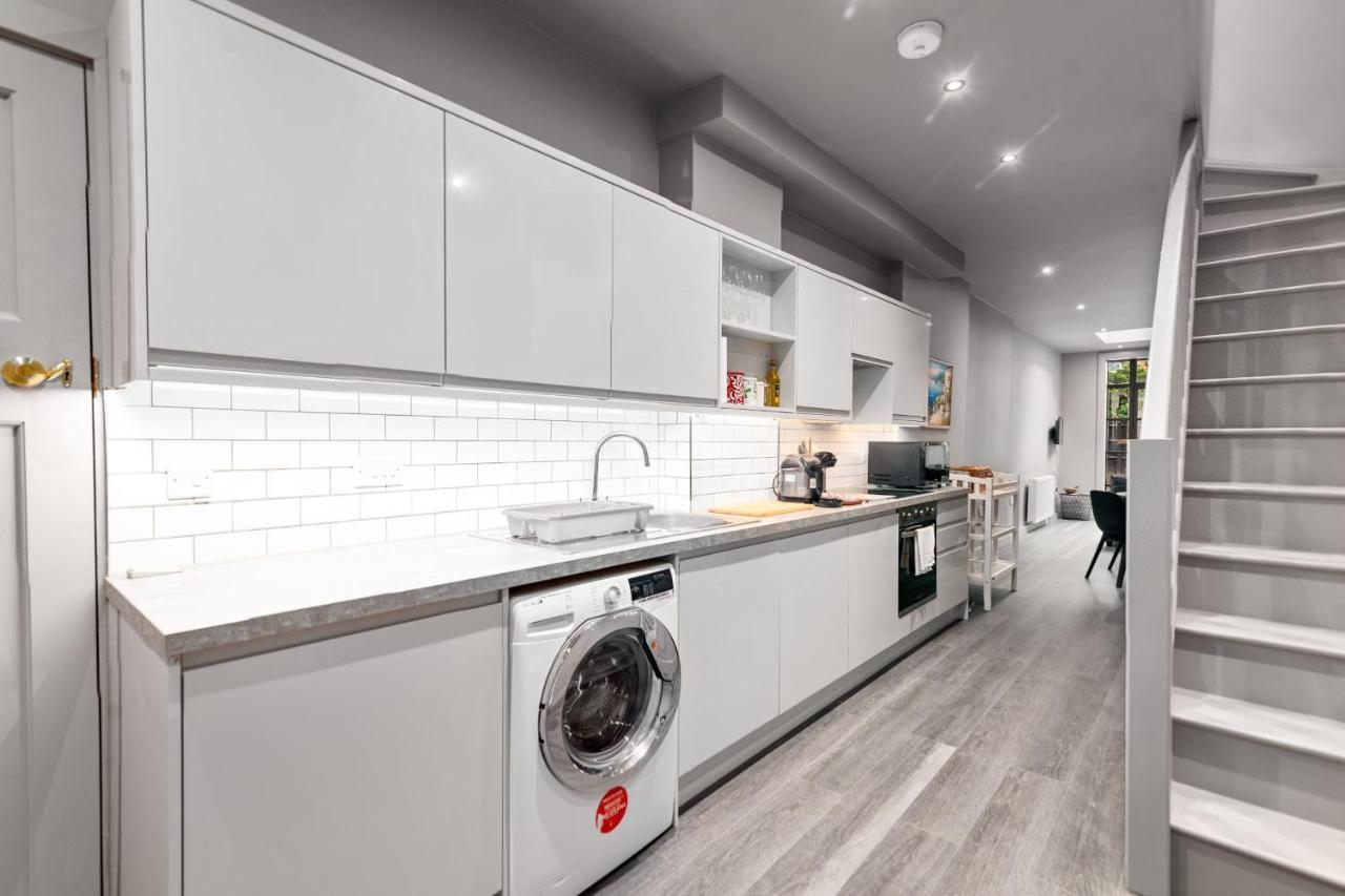 Lovely 2-Bed Apartment - Hosted By Guestready Londra Dış mekan fotoğraf